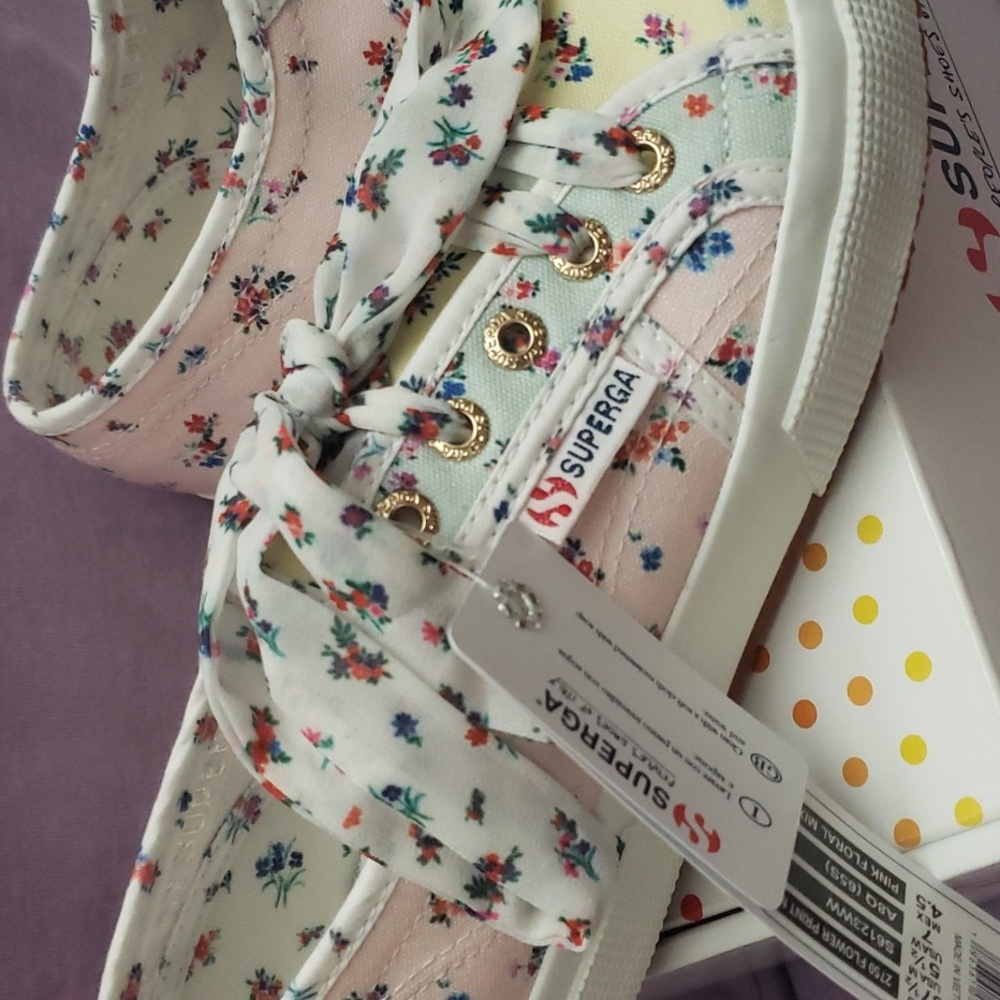 Brand New Superga Fantasia Sneakers Tennis Shoes 7.5 Floral Print Preppy 7 1/2